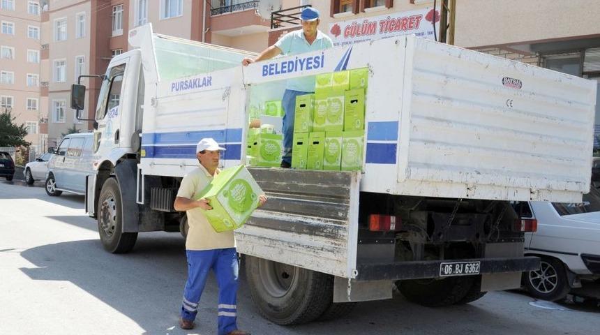 &lsquo;Tebess&uuml;m &Ccedil;arşısı&rsquo; Pursaklar'ı G&uuml;ld&uuml;rd&uuml;