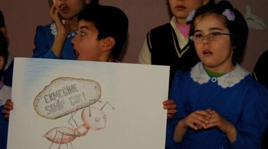 İşitme Engelli &Ouml;ğrenciler Ekmek İsrafı Konusunda Bilgilendirildi