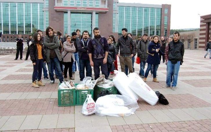 Öğrencilerin Yemek Protestosunda Arbede G4