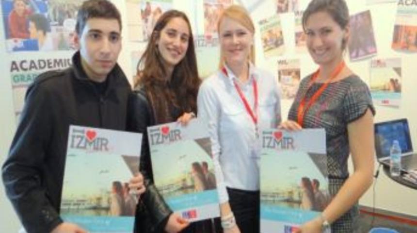 İz&uuml;, G&uuml;rcistan'da Eğitim Fuarına Katıldı