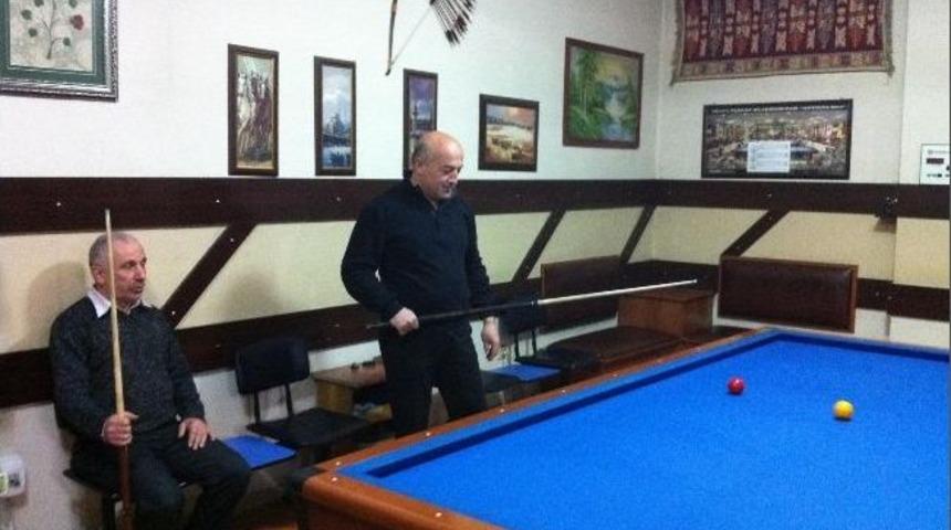 Akyazı Belediyesi'nden 3 Bant Bilardo Turnuvası