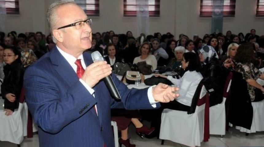 Bandırma Belediyesi'nden Kadınlar Matinesi