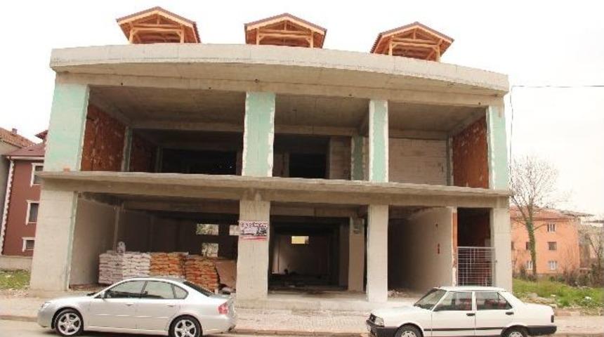 Akyazı İl&ccedil;e Merkezine Sinema Salonu Yapılıyor