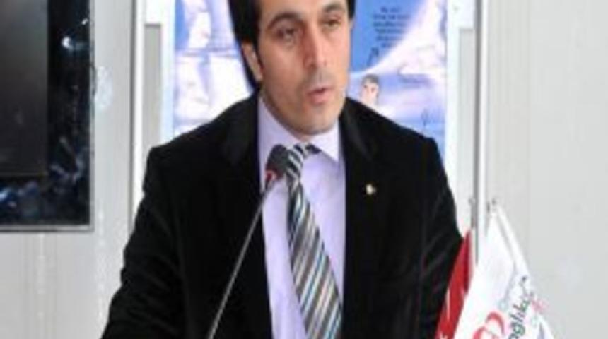 Kamu G&ouml;revlilerine Işaret Dili Kursu Veriliyor