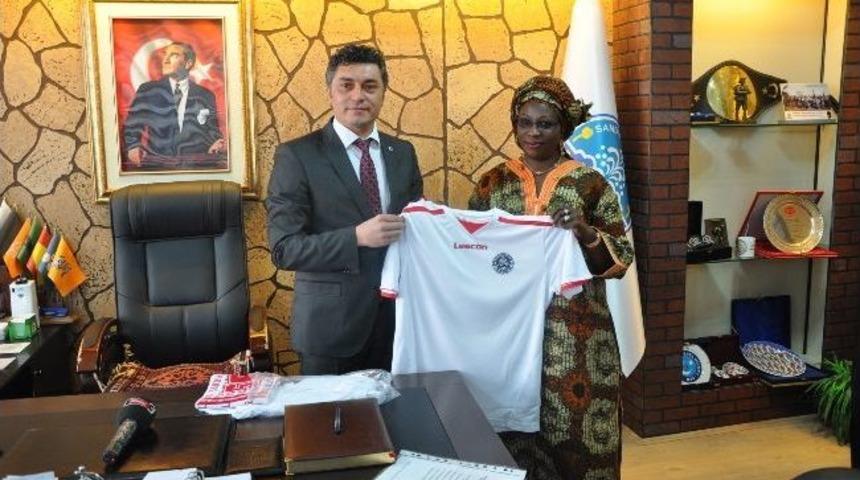 Sandıklı'dan Gambiya'ya Yardım