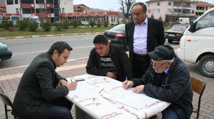 &Ccedil;aydeğirmeni Halkından Kızılay&rsquo;a Kan Bağışı