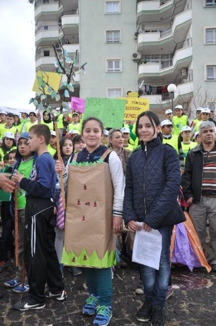 Kozan'da 750 Öğrenci Çevre İçin Yürüdü G4