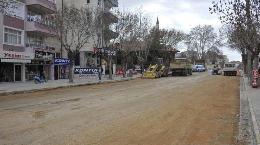 İstasyon Caddesinde D&uuml;zenleme &Ccedil;alışmaları Başladı