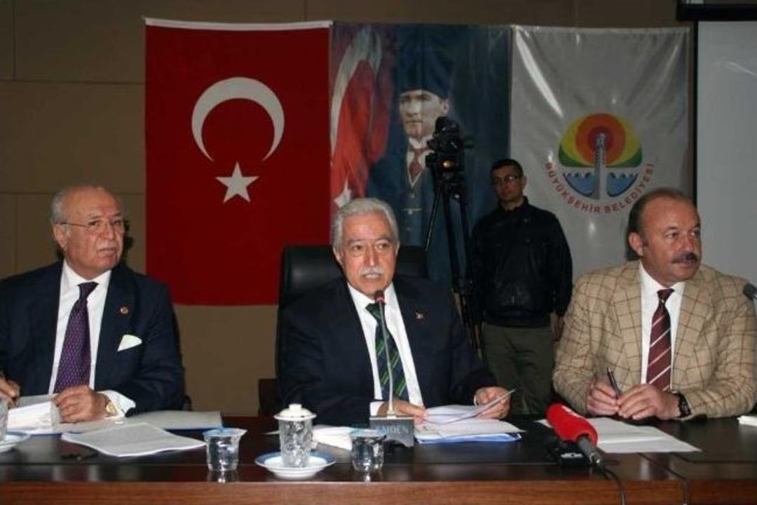 Adana&rsquo;da Bin Gence &Uuml;cretsiz &Uuml;niversiteye Hazırlık Kursu Verilecek