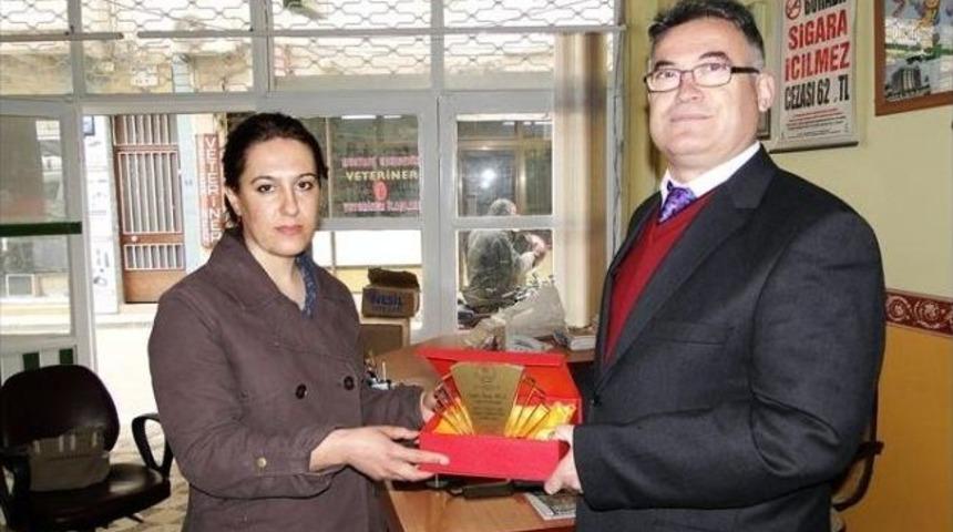 Gen&ccedil;ler, Yeşilay&rsquo;ı Ziyaret Etti