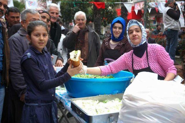 Hamsi Festivali'nde 15 Ton Hamsi Tüketildi