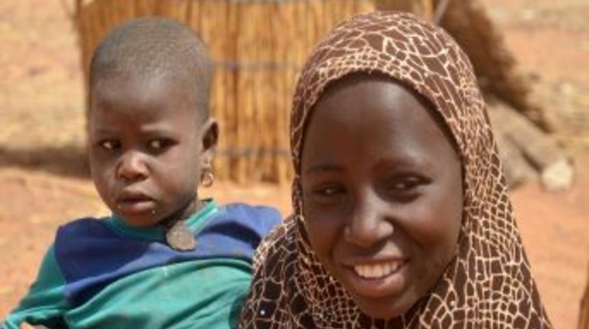 Anadolu'dan Giden Yardımlar Nijer'de Fakirlere Derman Oluyor