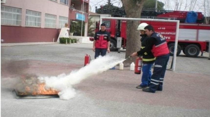 Akaydın Ortaokulu&rsquo;nda Yangın Tatbikatı Ger&ccedil;ekleştirildi