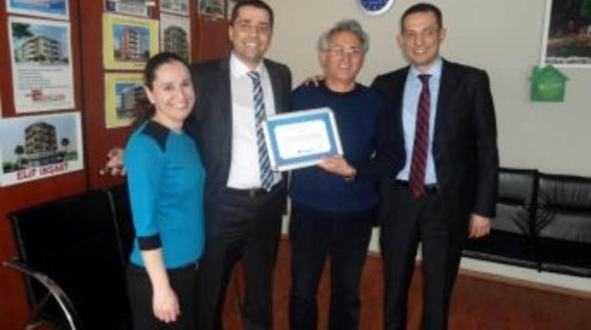 Finansbank&rsquo;tan Başarılı M&uuml;şterisine Hediye &Ccedil;eki