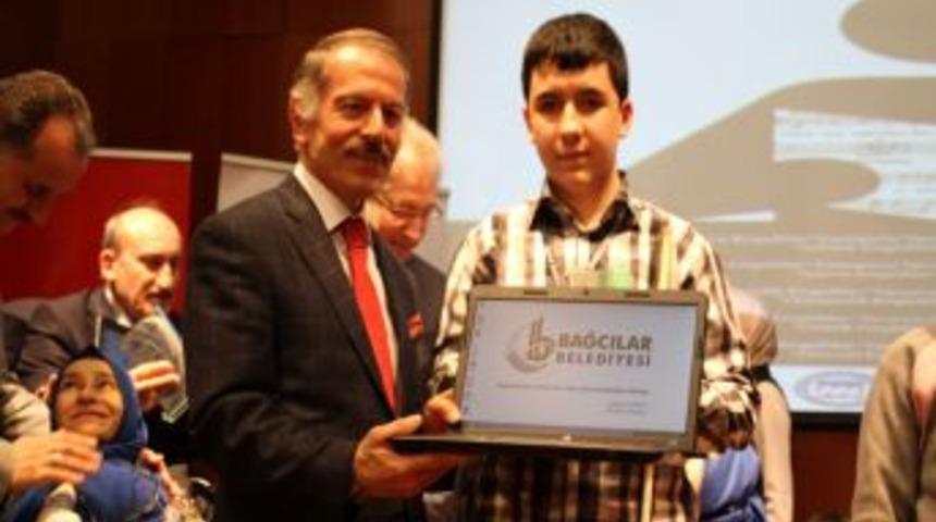 İstiklal Marşı&rsquo;nı G&uuml;zel Okuyan Engelliler &Ouml;d&uuml;llendirildi