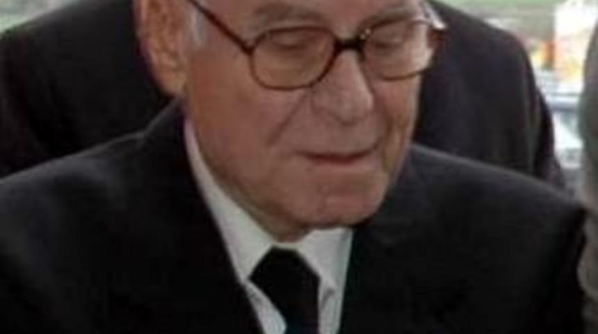 Balıkesirli Eski Parlamenter Necat Tun&ccedil;siper Vefat Etti