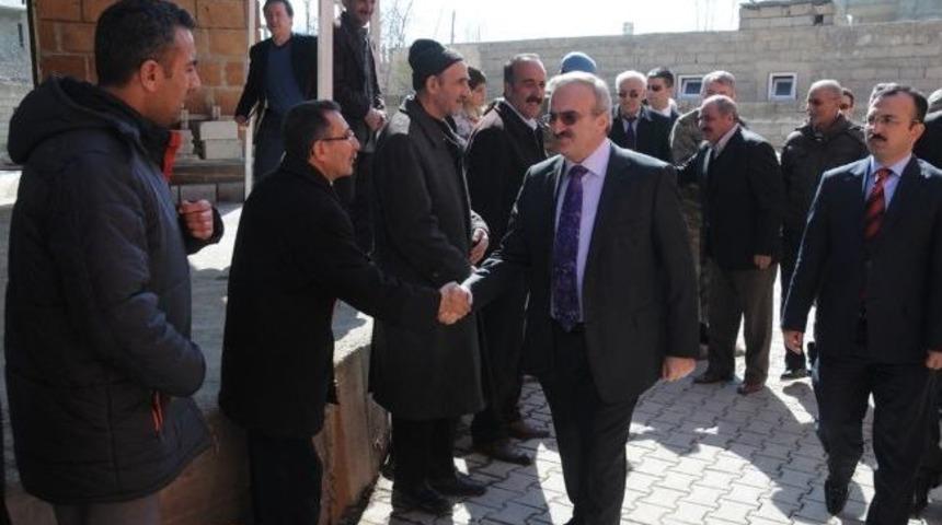 Vali Karaloğlu Kore Gazisinin Ailesine Taziye Ziyaretinde Bulundu