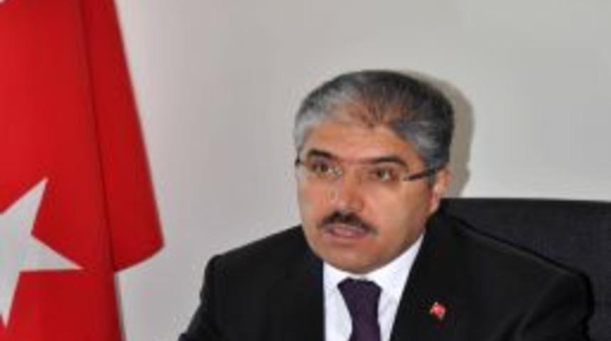 Vali Ali &Ccedil;ınar'dan İstiklal Marşı&rsquo;nın 92. Yıl D&ouml;n&uuml;m&uuml; Mesajı