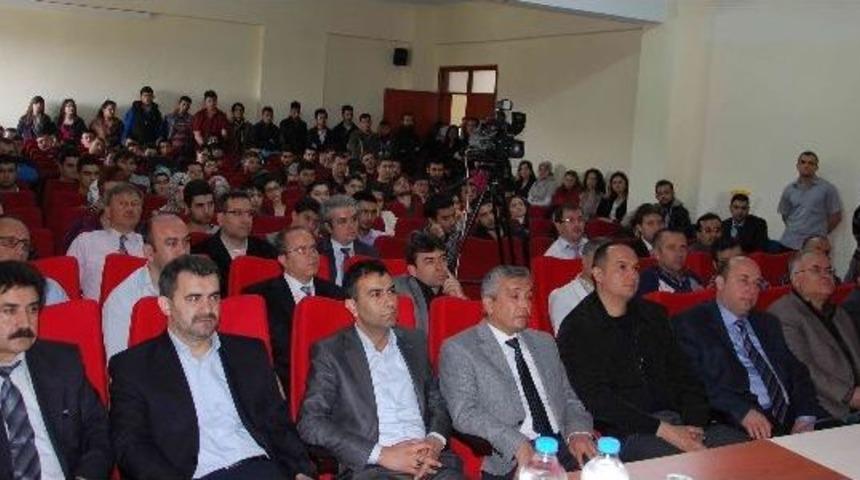 Ak Parti'li İdris Bal &Ouml;ğrencilerle Konferansta Buluştu