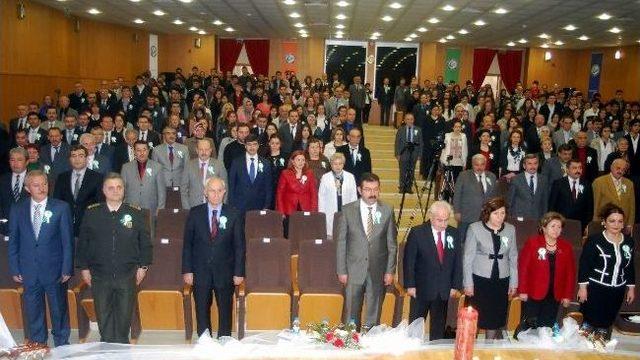 Giresun Üniversitesi'nde “toplumsal Duyarlılık Ve Aileleri Destek Eğitimi Konferansı