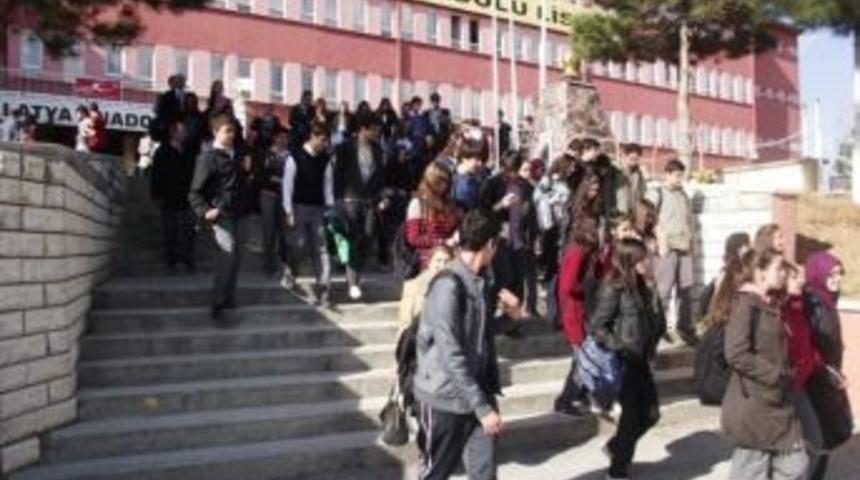 Okul Tahliye Tatbikatı Başarıyla Sonuçlandı