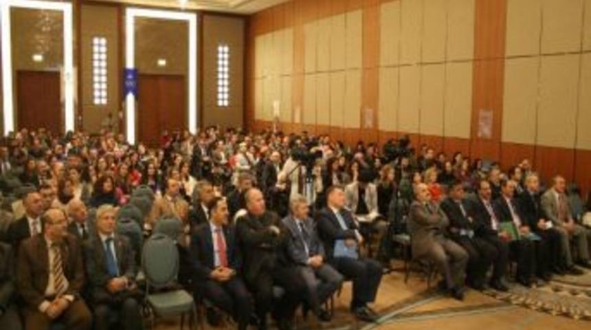 Psikolojik Danışman Ve Rehber &Ouml;ğretmenlere Eğitim