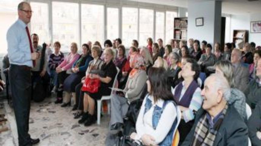 &lsquo;Bir Yastıkta 40 Yıl&rsquo; Semineri