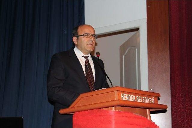 Tdk Başkanı Kaçalin Sakarya’nın Hendek İlçesinde Konferans Verdi