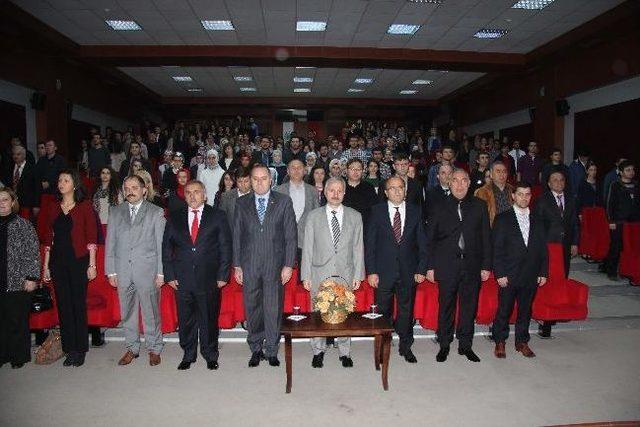 Tdk Başkanı Kaçalin Sakarya’nın Hendek İlçesinde Konferans Verdi