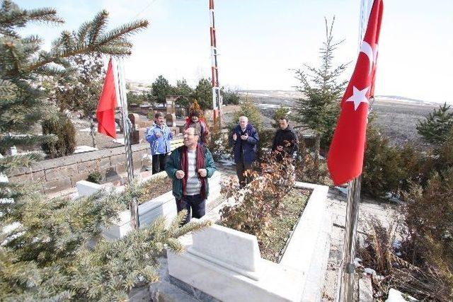 Ahlat Gezi Ekibi Bahar Yürüyüşüne Başladı