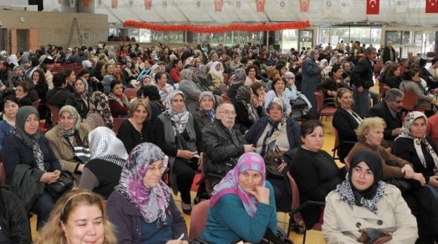 Kadınlar &Ccedil;anakkale Biletlerini Aldı