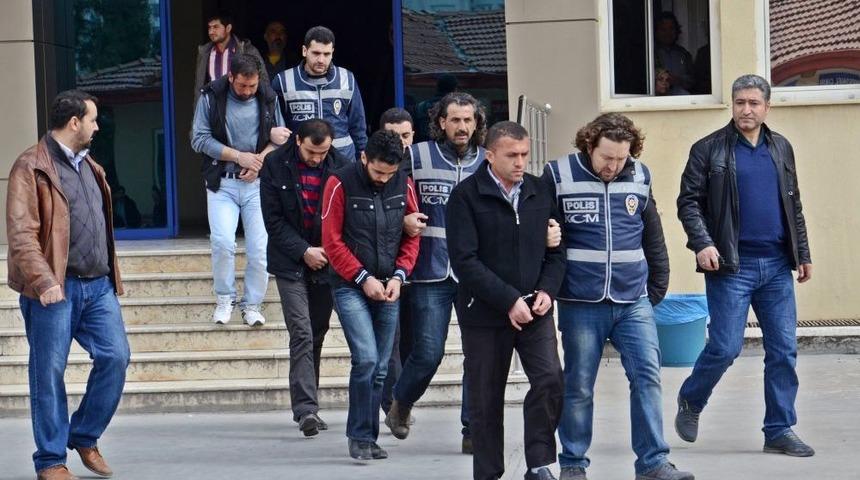 Polis, Eroini Gizlendiği B&ouml;lmeden Kaynak Makinesiyle 7 Saatte &Ccedil;ıkardı
