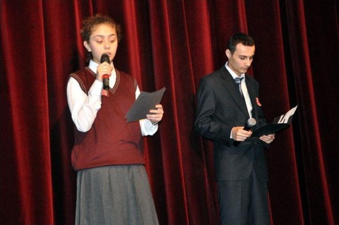 İmam Hatip Lisesi&rsquo;nden &lsquo;istiklal Marşı&rsquo;nın Kabul&uuml; Ve Mehmet Akif Ersoy&rsquo;u Anma&rdquo; Programı