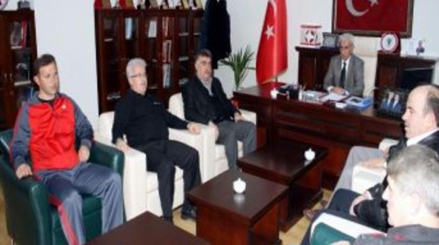 4 Eyl&uuml;l Belediyespor, İlhami Başk&ouml;y İle Yollarını Ayırdı