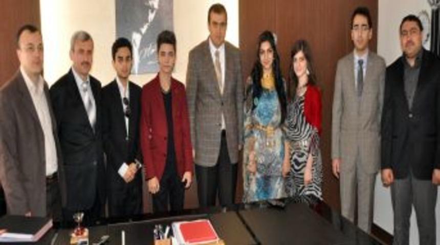 T&uuml;rk&ccedil;e Olimpiyatları &Ouml;ğrencileri Midyat Protokol&uuml;n&uuml; Ziyaretler Etti