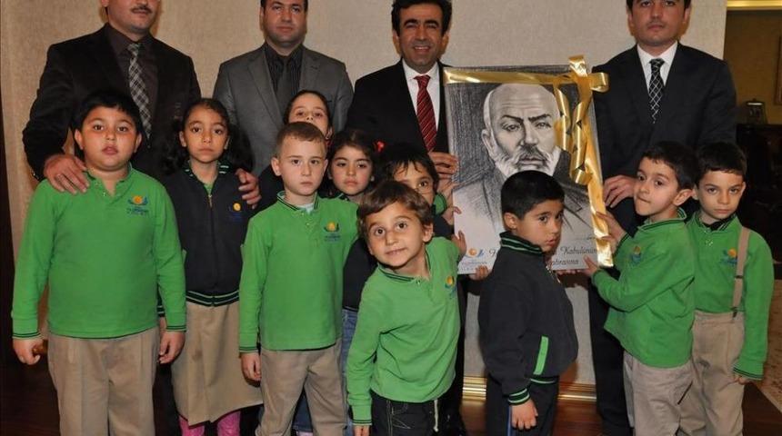 Yıldırımhanlı Miniklerden Vali Güzeloğlu'na İstiklal Marşı Ziyareti