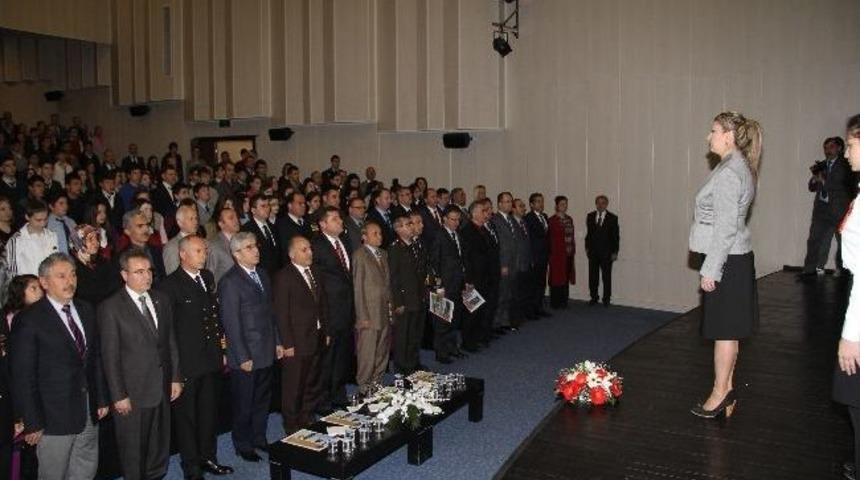 İstıklal Marşı'nın Kabul&uuml; Trabzon&rsquo;da Kutlandı