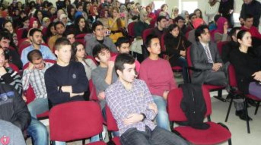 İstiklal Marşı&rsquo;nın Kabul&uuml;n&uuml;n 92. Yılı Kutlandı