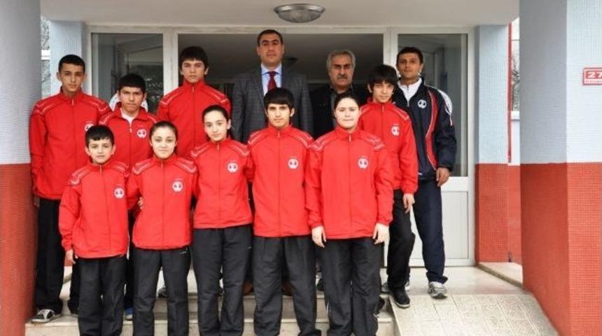 Halterciler İlk Sınavında