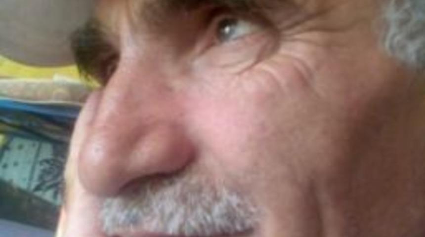 İnşaat İş&ccedil;işi Nihat G&ouml;rmez, &Ccedil;ocukluğundan Beri Yazdığı Şiirleri &lsquo;sen Buralardan Değilsin&rsquo; İsmi İle Kitaplaştırdı