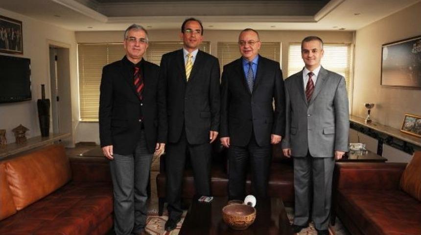 Sağlık M&uuml;d&uuml;rl&uuml;ğ&uuml;&rsquo;nden Manisa Belediyesi&rsquo;ne Ziyaret