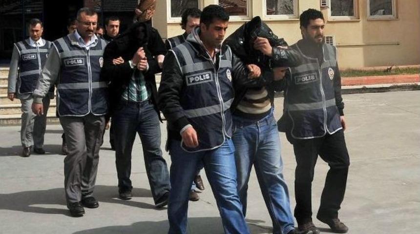 Kadınlara Zorla Fuhuş Yaptıran 3 Şahıs Yakalandı