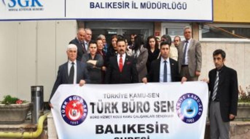 T&uuml;rk B&uuml;ro Sen Balıkesir Şubesi &Uuml;yeleri Kadın Memura Saldırıyı Kınadı