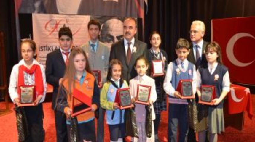 Elazığ&rsquo;da İstiklal Marşı&rsquo;nın Kabul&uuml;n&uuml;n 92. Yıl D&ouml;n&uuml;m&uuml; Kutlaması