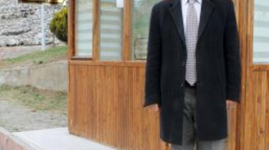 Hisarardı&rsquo;na &Ouml;rnek Muhtarlık Binası