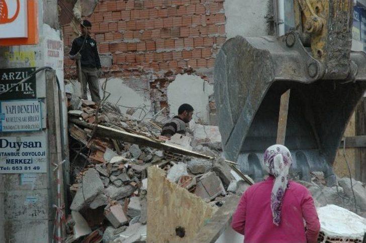 Çorlu`da Tehlikeli Yıkım G3