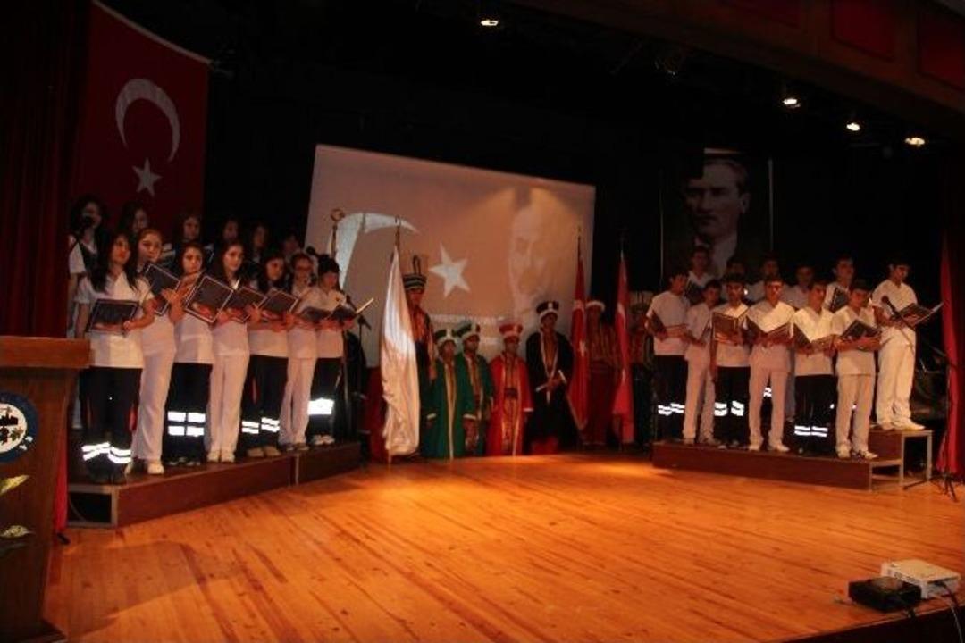 İstiklal Marşı Oratoryosu Başkan Alıcık&rsquo;ı Ağlattı