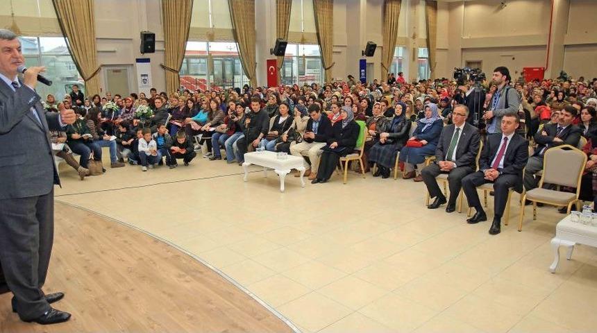 Kocaeli, Halk &Uuml;niversitesi KO-MEK Ile Okuyor