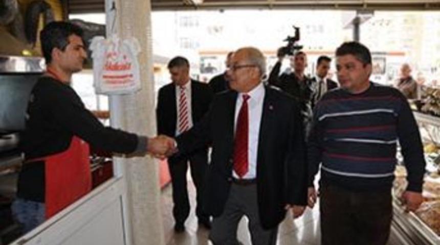 Başkan Kocamaz, Mezitli&rsquo;de vatandaşlarla buluştu