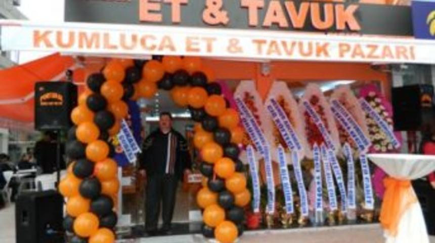 A&ccedil;ılışta Mangal Partisi d&uuml;zenlediler